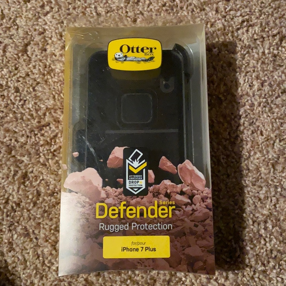 iPhone 7 Defender case